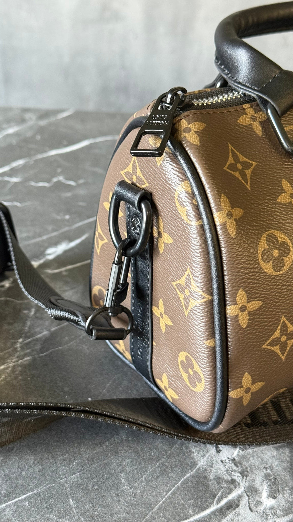 LV MARRÓN T